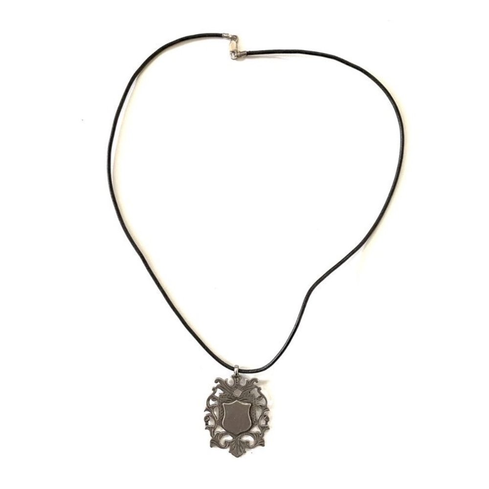 Vintage Sterling Silver Medieval Crest Pendant Necklace Leather Cord Marked - Picture 2 of 7